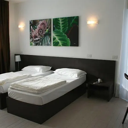 Ca' Del Moro Hotel