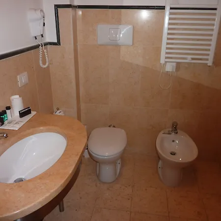 كا ديل مورو 3* البندقية-ليدو